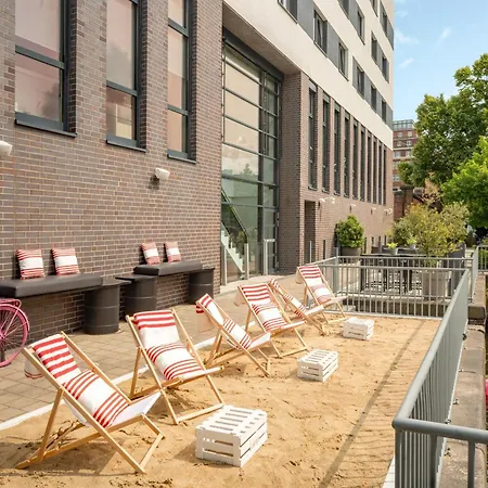 Innside By Melia Hamburg Hafen