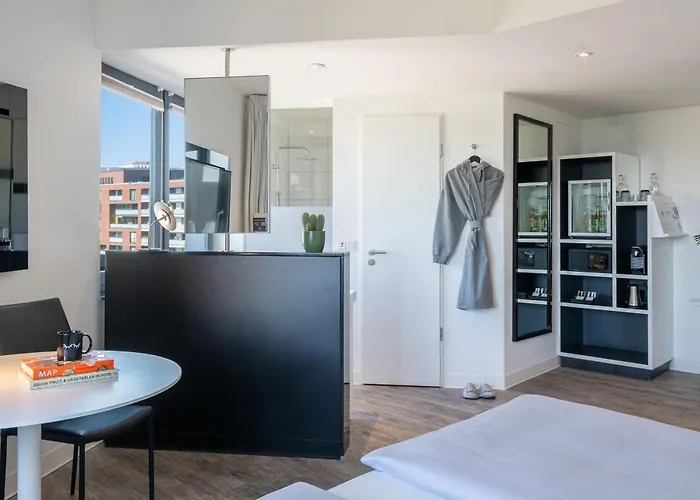Hotel Innside By Melia Hafen 4*